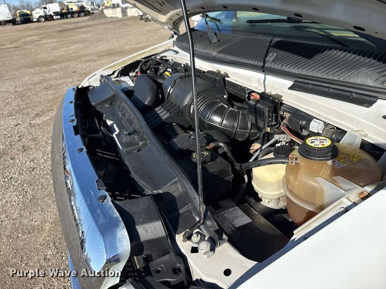 image for item EG2628 2008 Ford E450 Super Duty RV