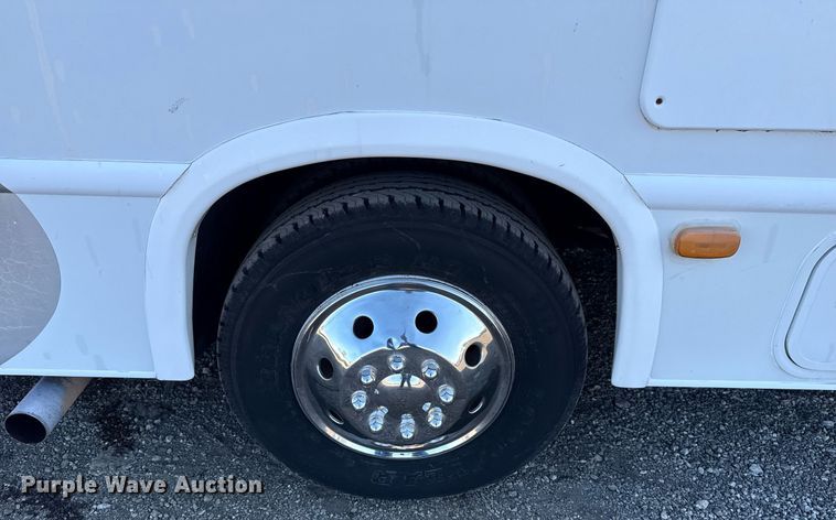 image for item EG2628 2008 Ford E450 Super Duty RV