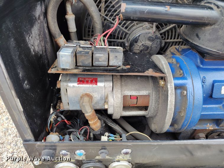 image for item EH0198 Palfinger PRC 60 air compressor