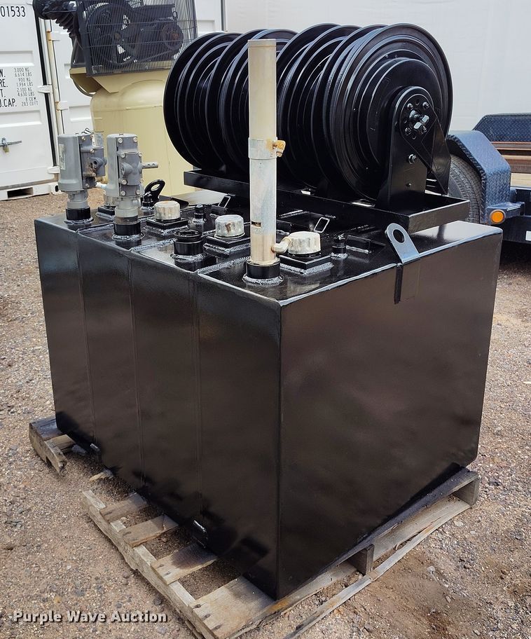 image for item EH0199 Fuel and lube station