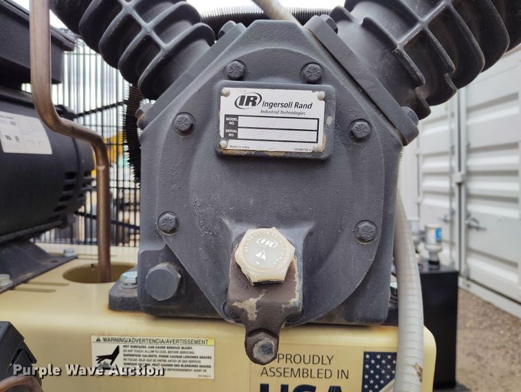 image for item EH0208 Ingersoll Rand  2475N7.5 TSC air compressor