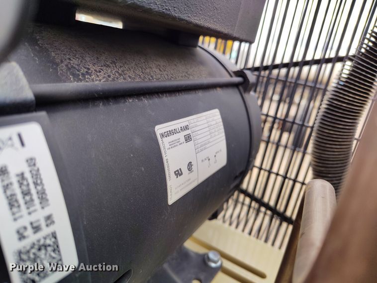 image for item EH0208 Ingersoll Rand  2475N7.5 TSC air compressor
