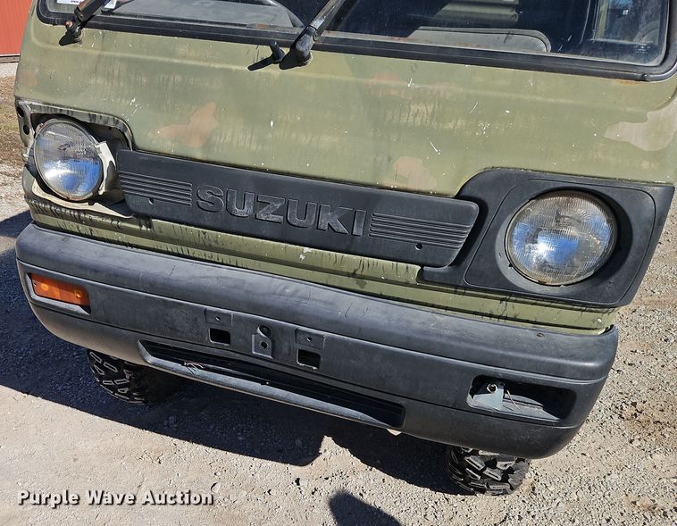 image for item EI8841 Suzuki M-DB51T mini truck