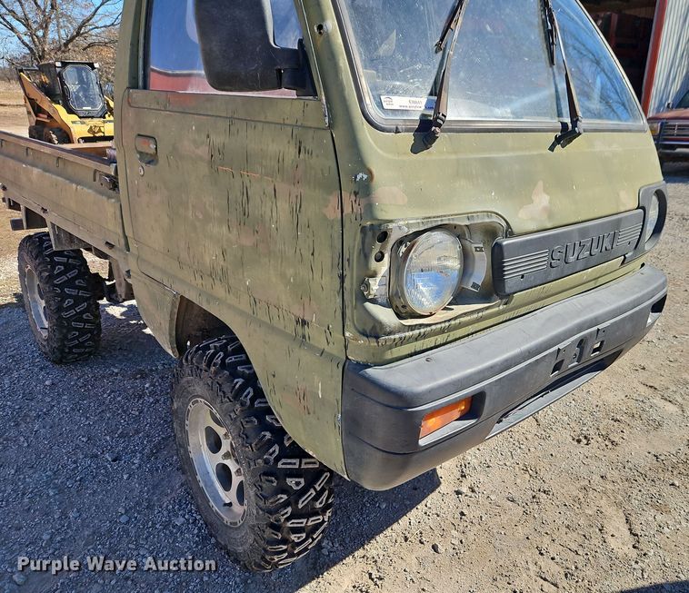 image for item EI8841 Suzuki M-DB51T mini truck