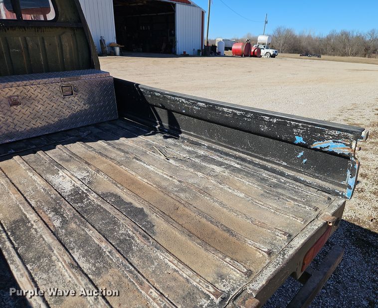 image for item EI8841 Suzuki M-DB51T mini truck