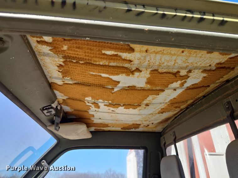 image for item EI8841 Suzuki M-DB51T mini truck