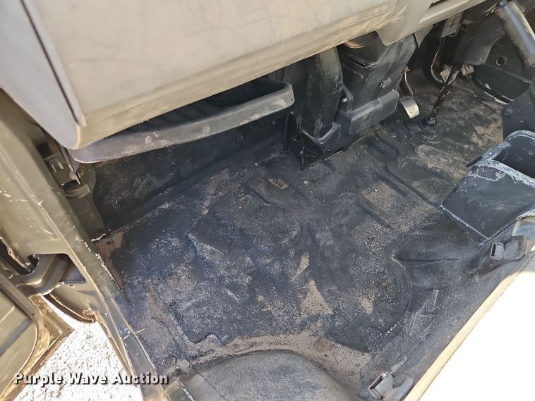 image for item EI8841 Suzuki M-DB51T mini truck