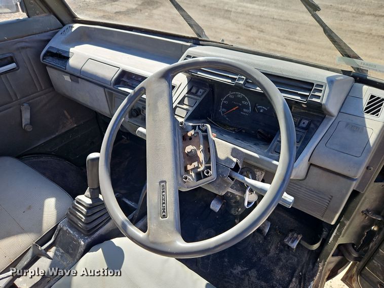 image for item EI8841 Suzuki M-DB51T mini truck