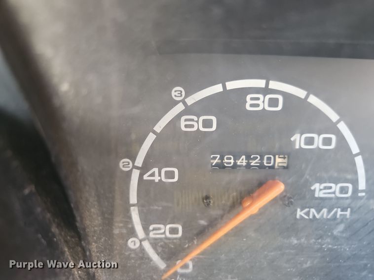 image for item EI8841 Suzuki M-DB51T mini truck