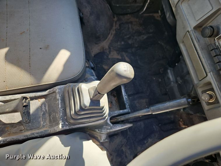 image for item EI8841 Suzuki M-DB51T mini truck