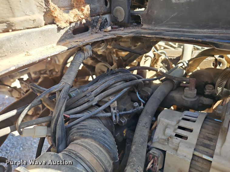 image for item EI8841 Suzuki M-DB51T mini truck