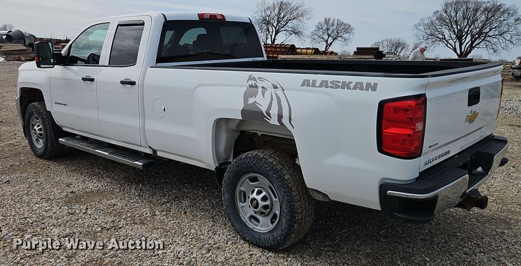 image for item EI8855 2018 Chevrolet Silverado 2500HD Double Cab pickup truck