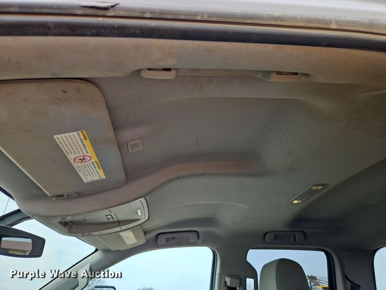 image for item EI8855 2018 Chevrolet Silverado 2500HD Double Cab pickup truck