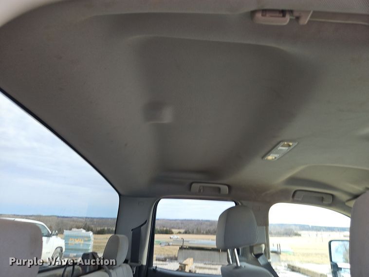 image for item EI8855 2018 Chevrolet Silverado 2500HD Double Cab pickup truck