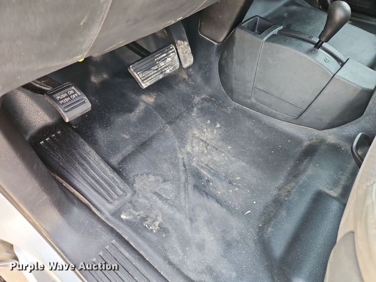 image for item EI8856 2015 Chevrolet Silverado 2500HD Double Cab pickup truck