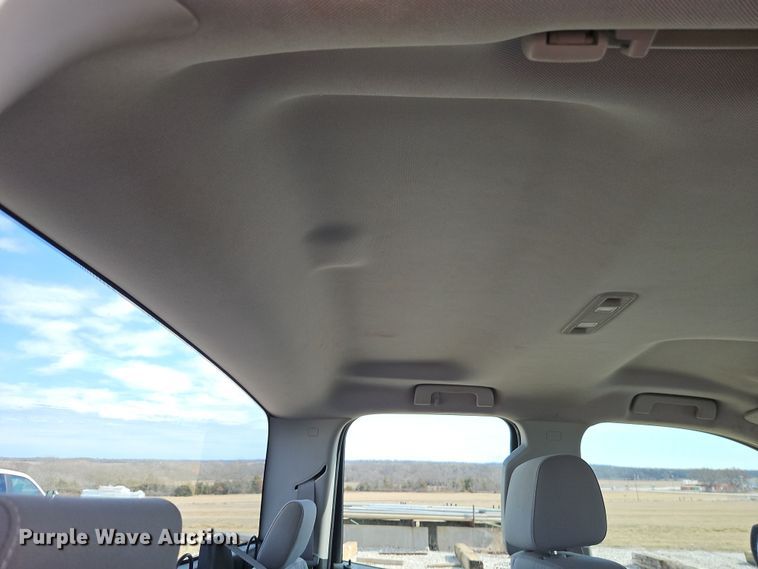 image for item EI8856 2015 Chevrolet Silverado 2500HD Double Cab pickup truck