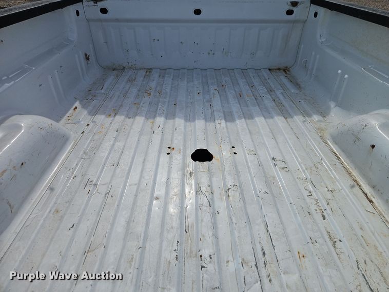 image for item EI8857 2016 Chevrolet Silverado 2500HD Double Cab pickup truck