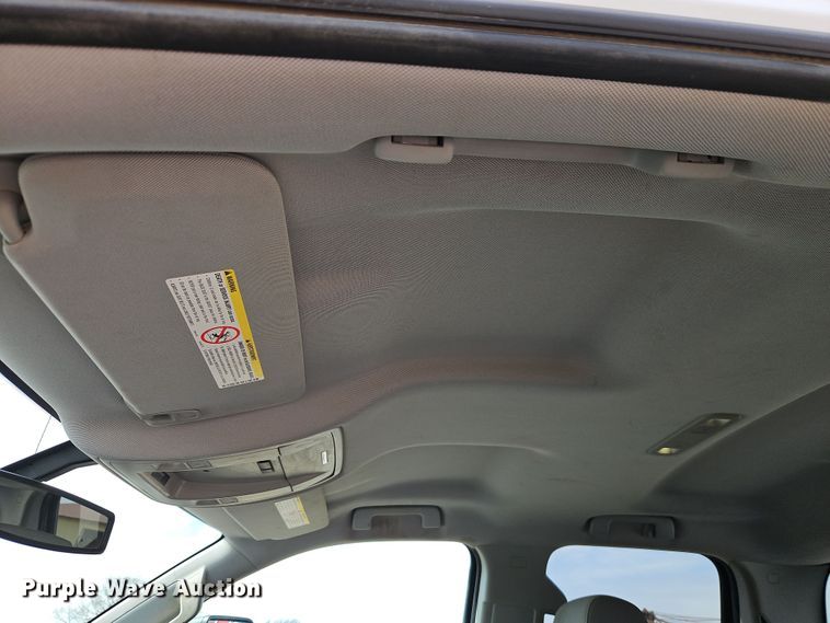 image for item EI8857 2016 Chevrolet Silverado 2500HD Double Cab pickup truck