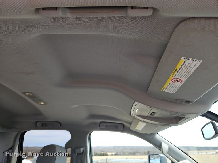 image for item EI8857 2016 Chevrolet Silverado 2500HD Double Cab pickup truck