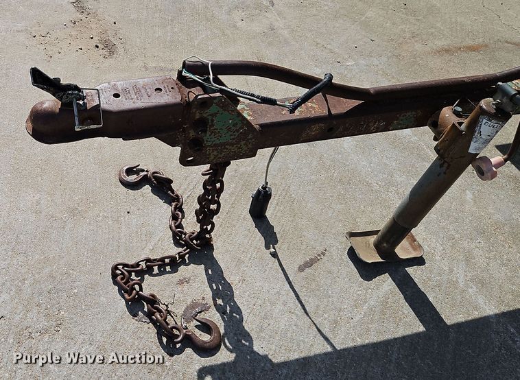 image for item EI8858 Sullair air compressor