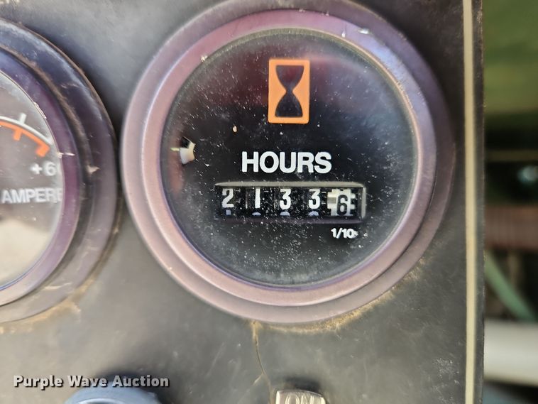 image for item EI8858 Sullair air compressor