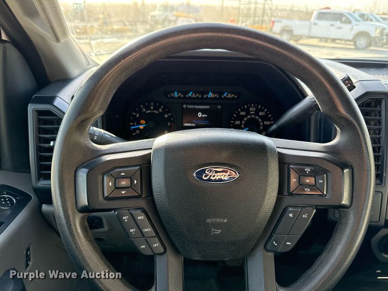 image for item EJ3499 2016 Ford F150 pickup truck