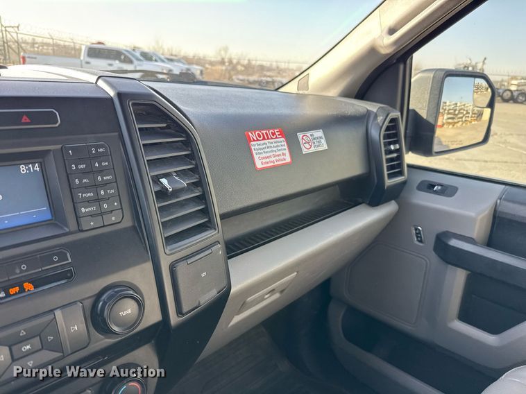 image for item EJ3499 2016 Ford F150 pickup truck