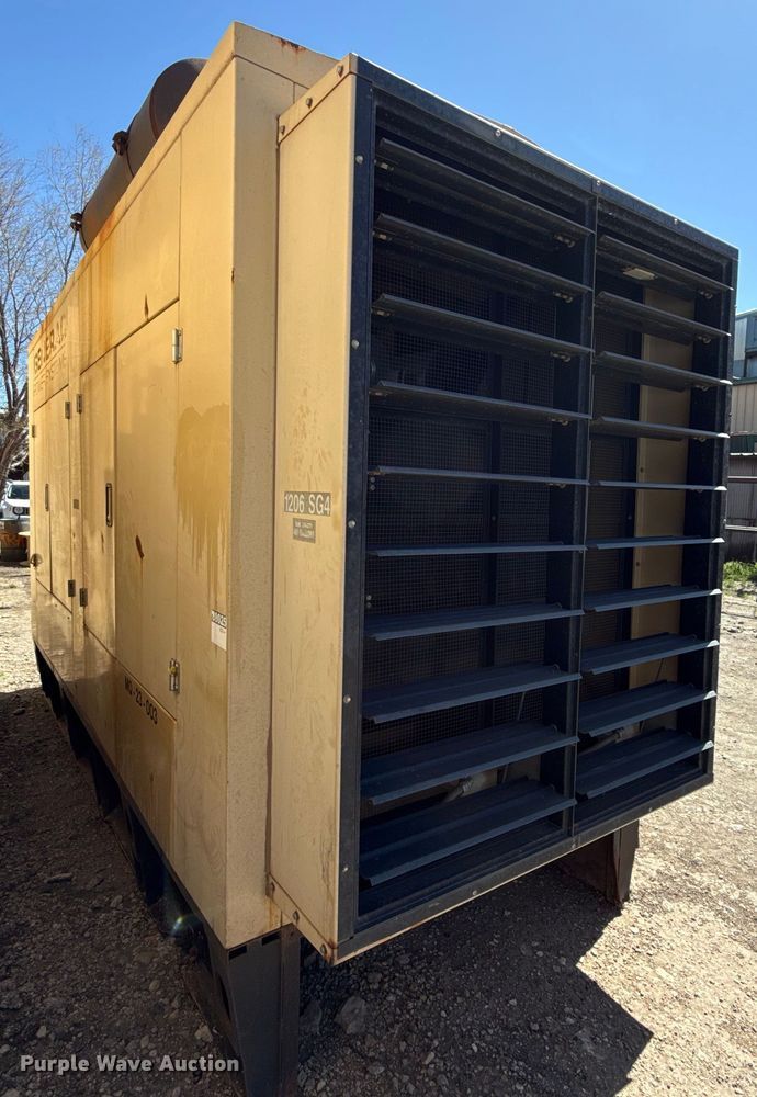 image for item EJ3519 2003 Generac MD0600 generator