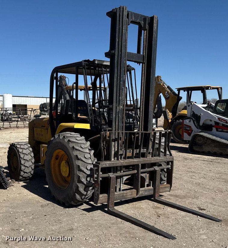 image for item EJ3520 2005 JCB 930 forklift