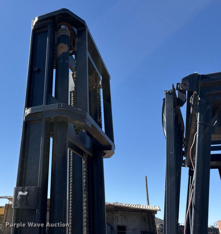 image for item EJ3520 2005 JCB 930 forklift