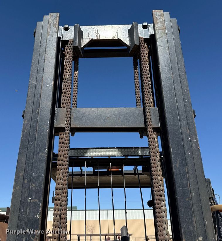 image for item EJ3520 2005 JCB 930 forklift