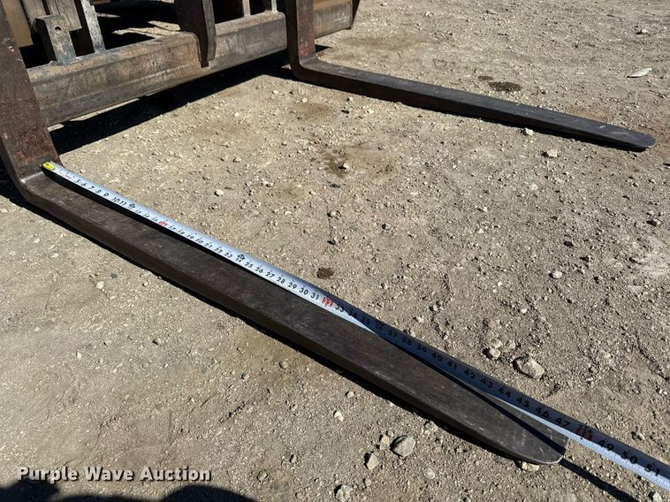 image for item EJ3520 2005 JCB 930 forklift