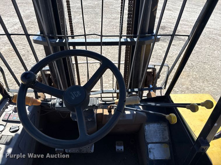 image for item EJ3520 2005 JCB 930 forklift