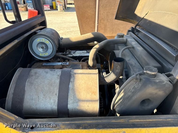 image for item EJ3520 2005 JCB 930 forklift