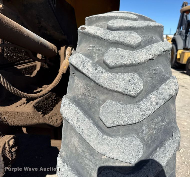 image for item EJ3520 2005 JCB 930 forklift