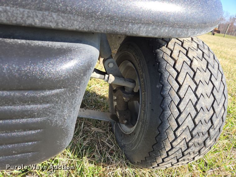 image for item EJ7337 2020 Club Car Precedent golf cart