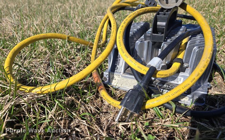 image for item EJ7337 2020 Club Car Precedent golf cart