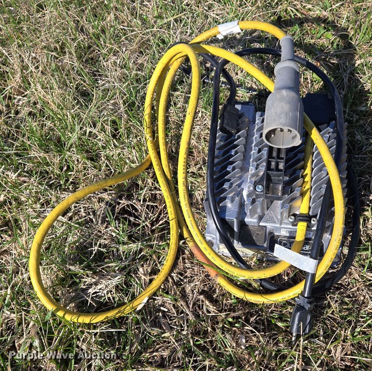 image for item EJ7337 2020 Club Car Precedent golf cart