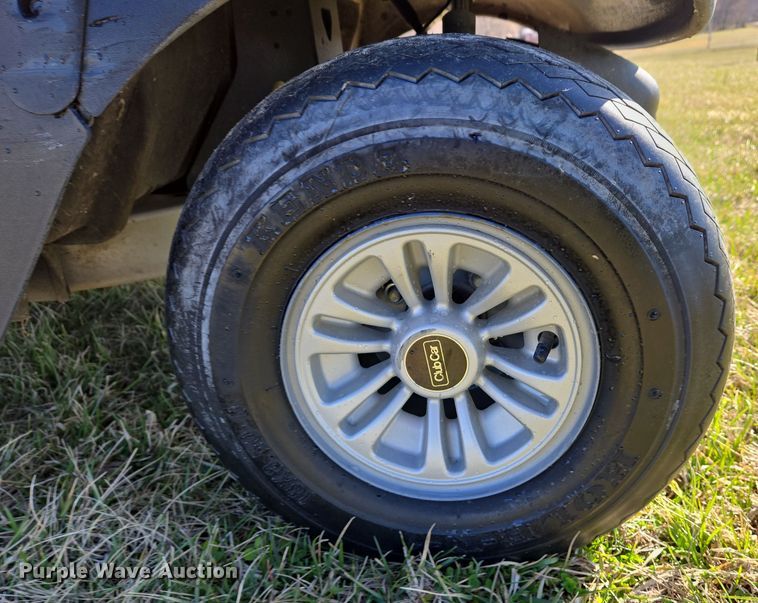 image for item EJ7337 2020 Club Car Precedent golf cart