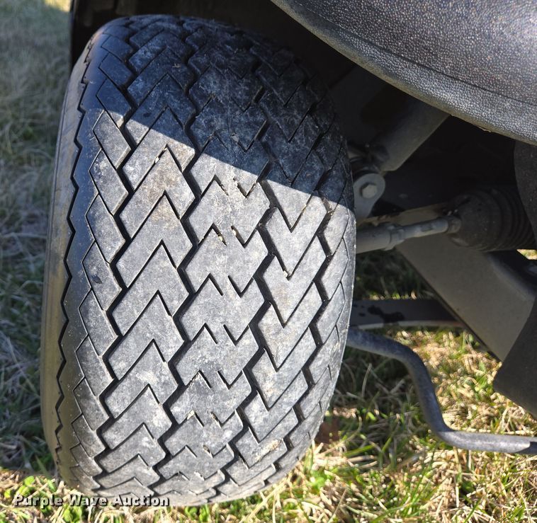 image for item EJ7337 2020 Club Car Precedent golf cart