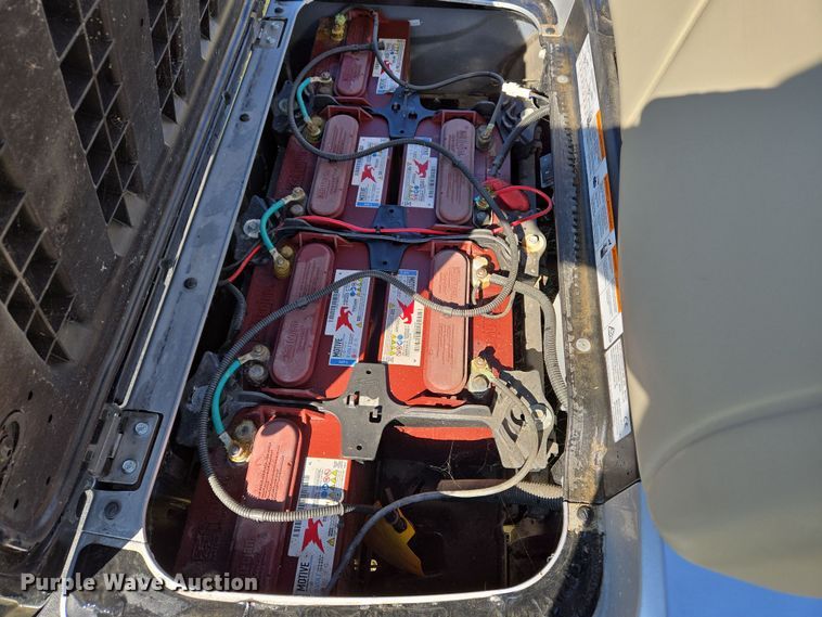 image for item EJ7339 2020 Yamaha AC-L golf cart