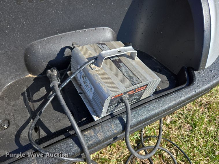 image for item EJ7339 2020 Yamaha AC-L golf cart