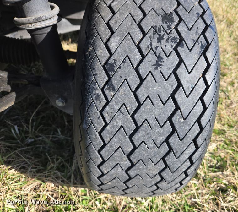 image for item EJ7339 2020 Yamaha AC-L golf cart