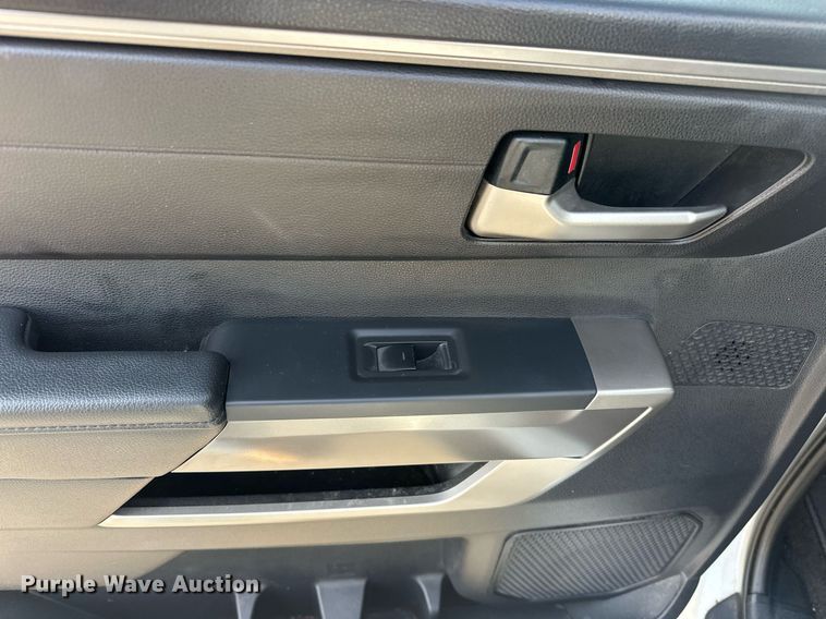 image for item EK0372 2022 Toyota Tundra SR5 CrewMax pickup truck