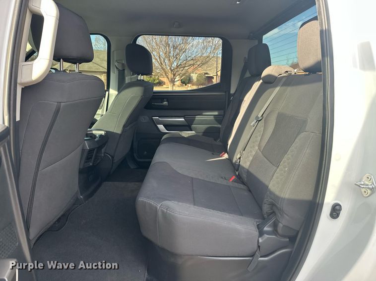 image for item EK0372 2022 Toyota Tundra SR5 CrewMax pickup truck