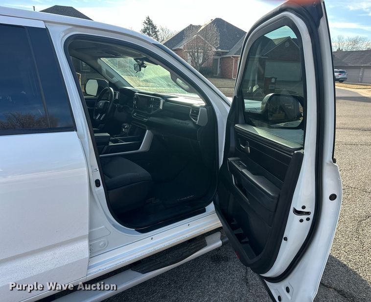 image for item EK0372 2022 Toyota Tundra SR5 CrewMax pickup truck