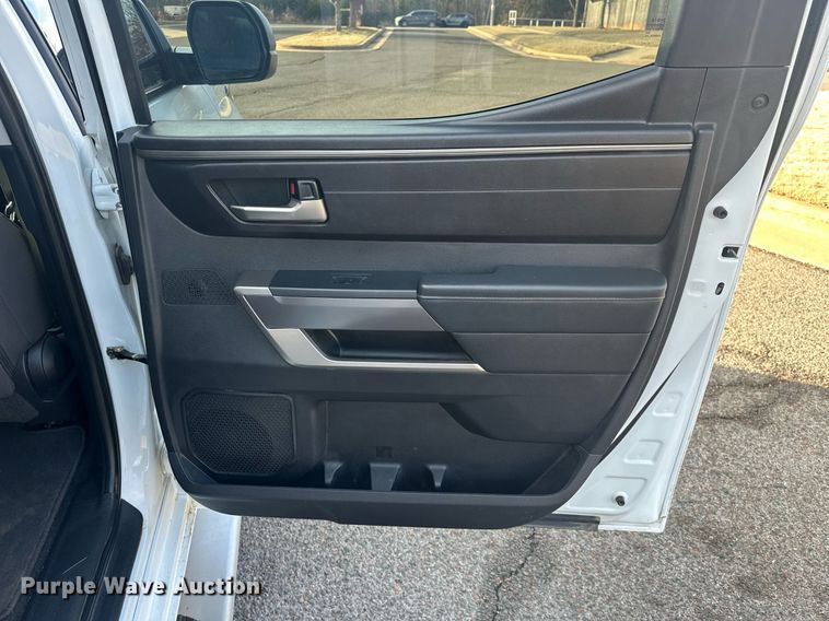 image for item EK0372 2022 Toyota Tundra SR5 CrewMax pickup truck