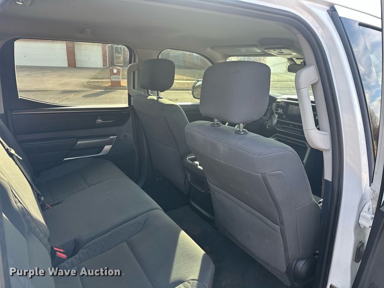 image for item EK0372 2022 Toyota Tundra SR5 CrewMax pickup truck