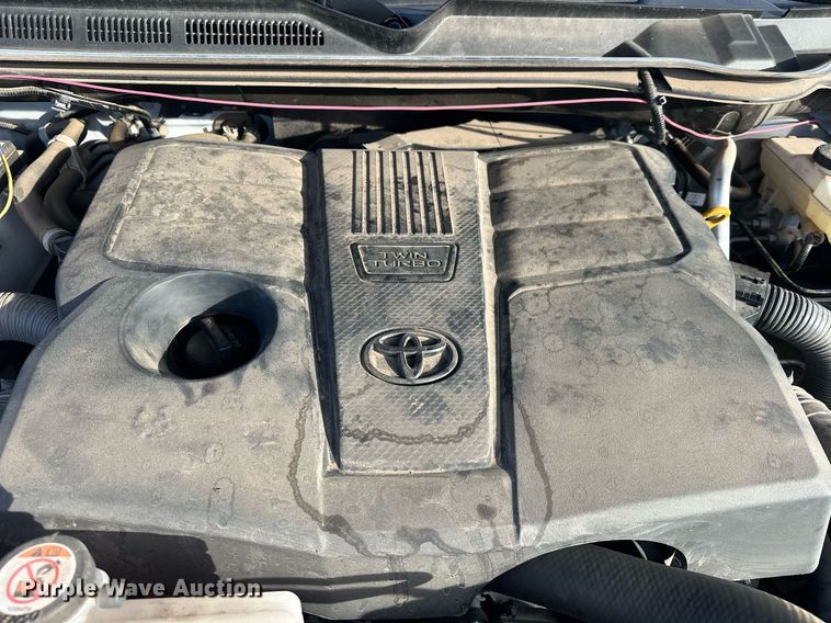 image for item EK0372 2022 Toyota Tundra SR5 CrewMax pickup truck