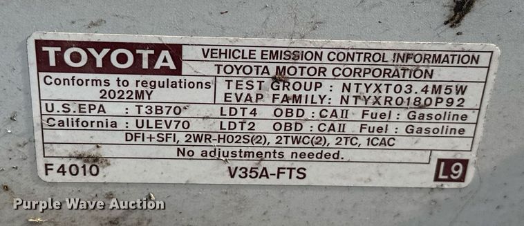 image for item EK0372 2022 Toyota Tundra SR5 CrewMax pickup truck